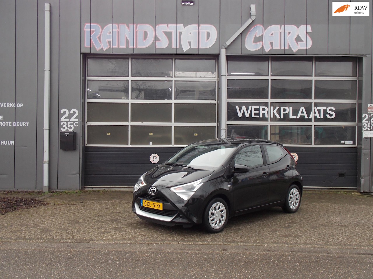 Toyota Aygo - 1.0 VVT-i x-play Camera Airco Elek Pakket 5Deurs 2020bj GARANTIE - AutoWereld.nl