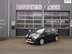 Toyota Aygo - 1.0 VVT-i x-play Camera Airco Elek Pakket 5Deurs 2020bj GARANTIE