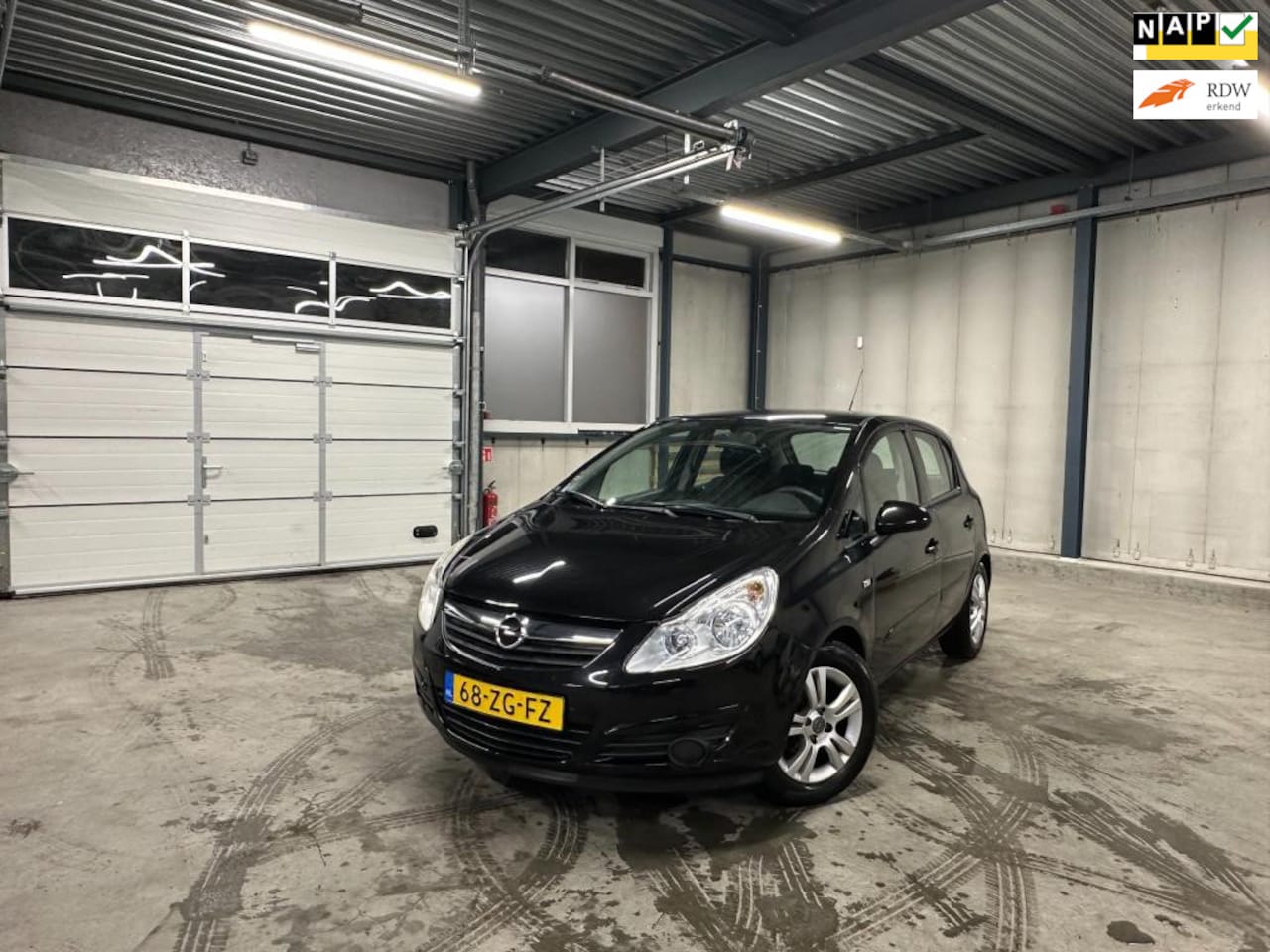 Opel Corsa - 1.4-16V Enjoy 1.4-16V Enjoy - AutoWereld.nl