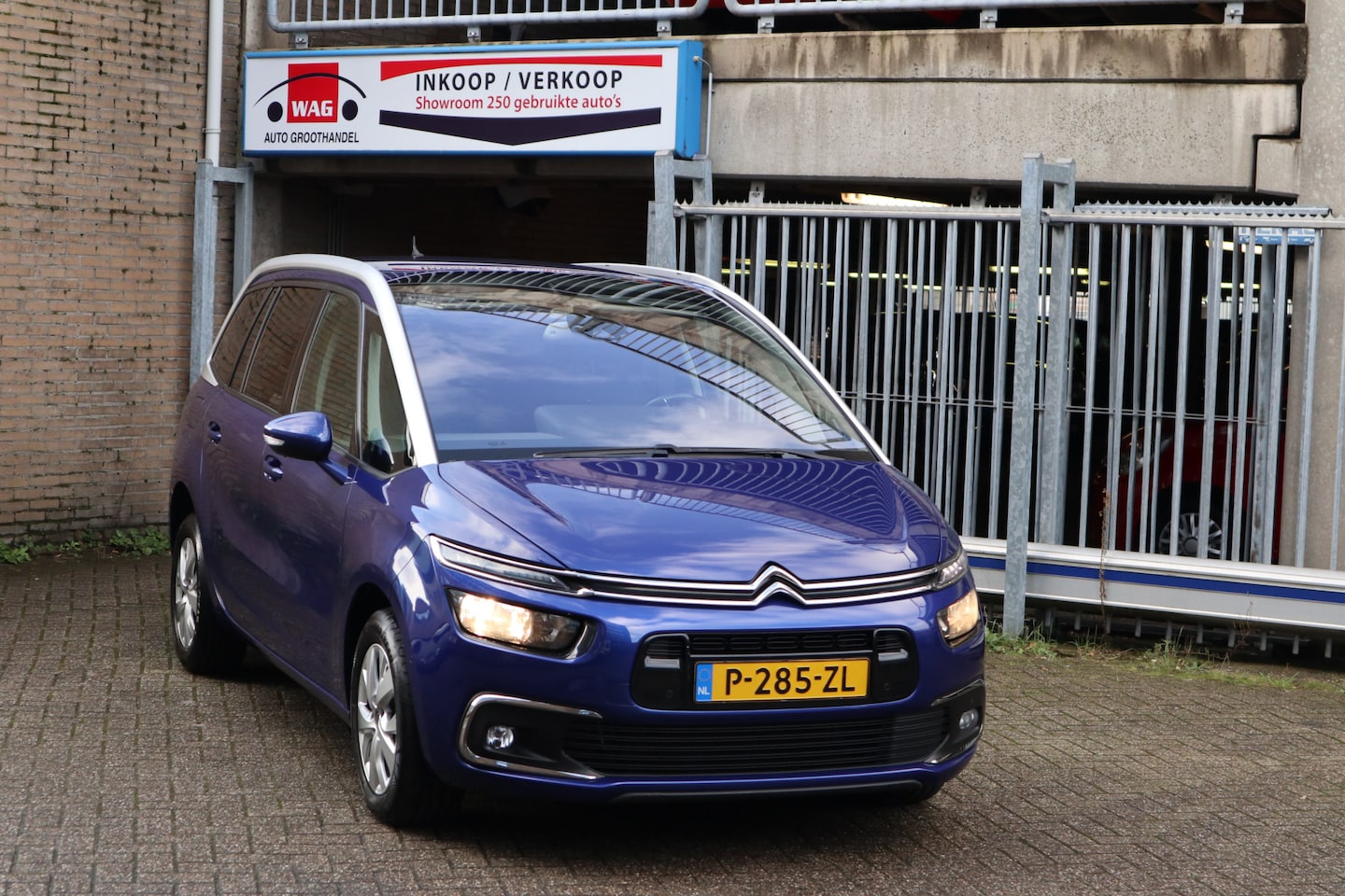 Citroën Grand C4 Picasso - 1.6 e-THP Feel 1.6 e-THP Feel - AutoWereld.nl