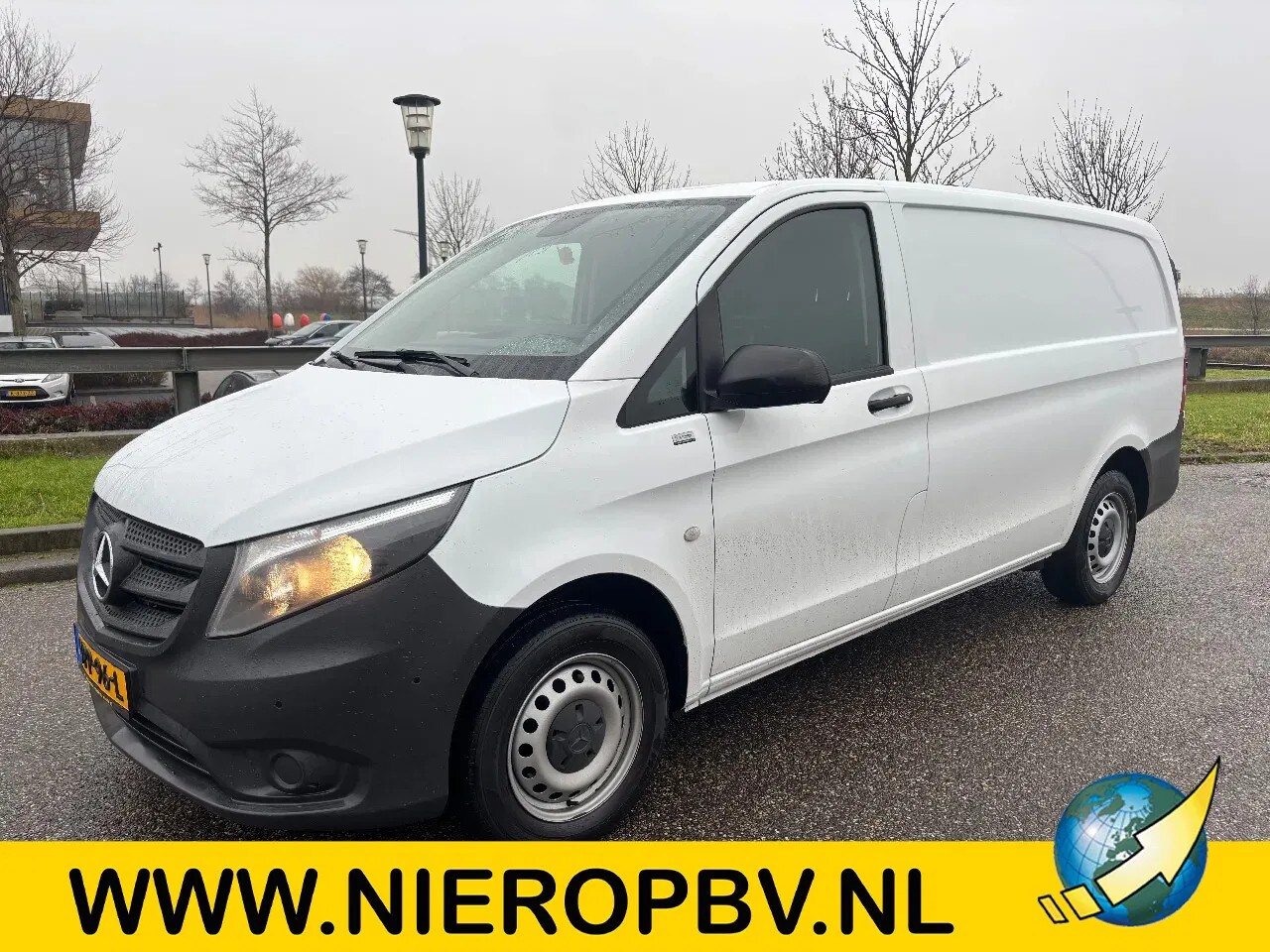 Mercedes-Benz Vito - 116CDI L2H1 Airco Navi Cruisecontrol Trekhaak - AutoWereld.nl