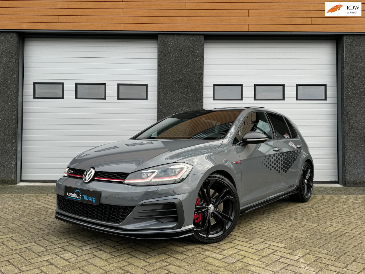 Volkswagen Golf - 2.0 TSI GTI TCR DSG Pano Keyless ACC - AutoWereld.nl