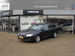 Volvo V70 - 1.6 T4 Limited Edition , Automaat, Trekhaak, Leder, All Season, LMV 17 Inch, PDC, Clima, C