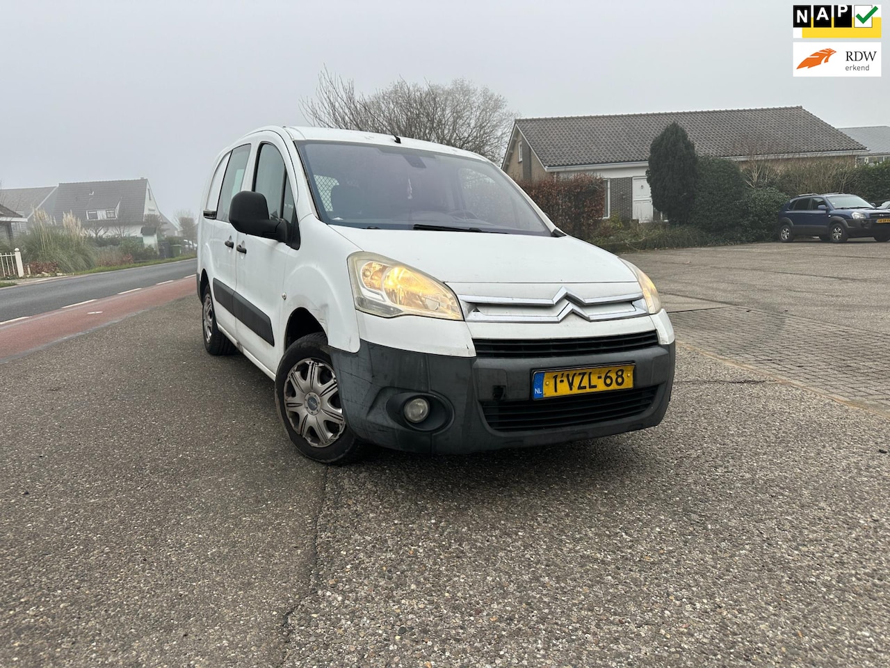 Citroën Berlingo XL - 1.6 HDIF 600 Comfort - AutoWereld.nl