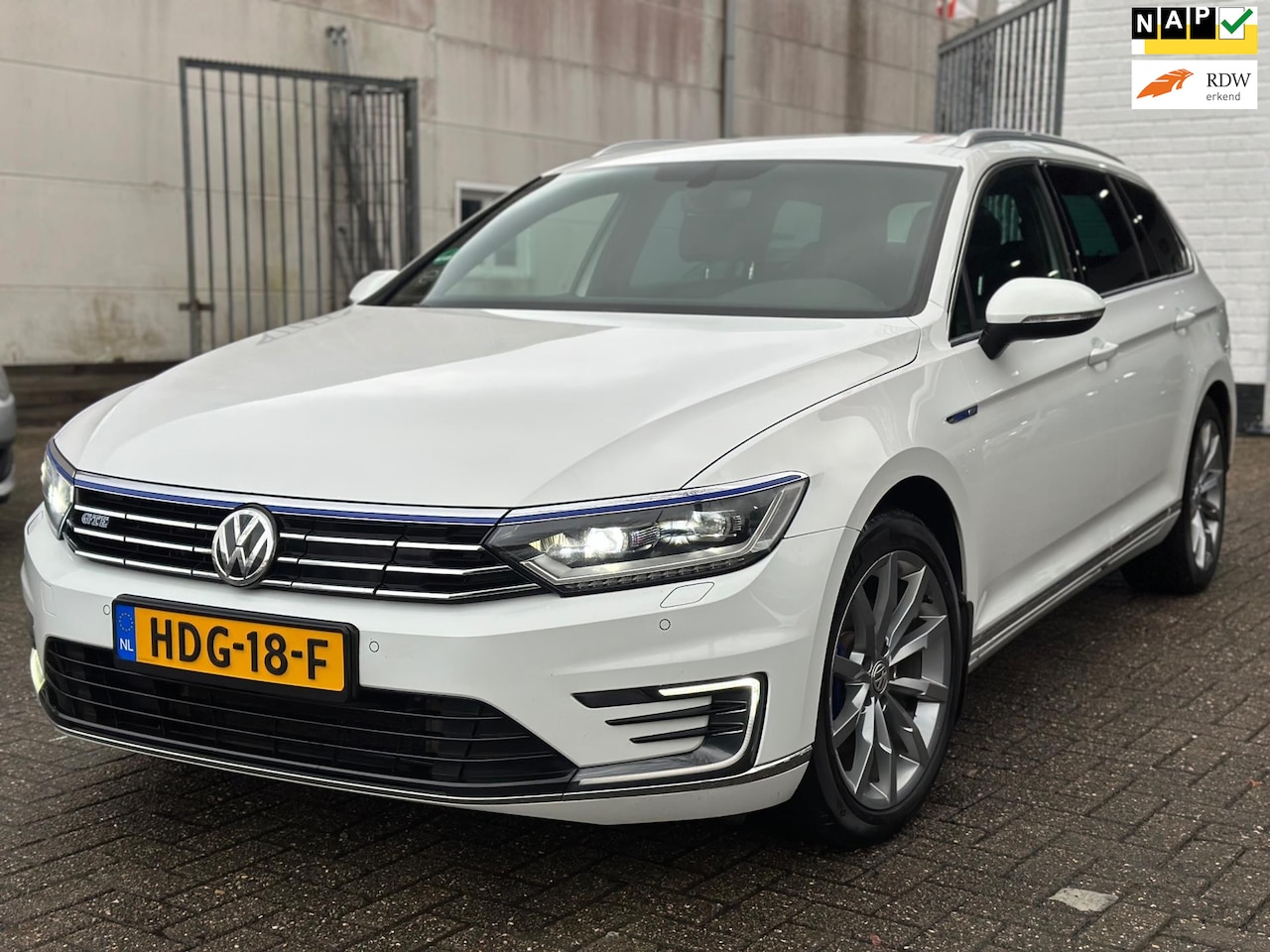 Volkswagen Passat Variant - 1.4 TSI GTE BJ:2018 DEALER OND. ACC|LED|ALCANTARA - AutoWereld.nl