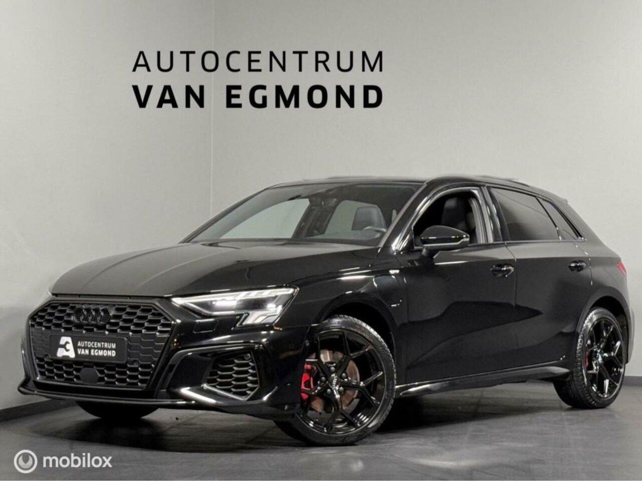 Audi A3 Sportback - 45 TFSIe S-Edition Competition | CARPLAY - AutoWereld.nl