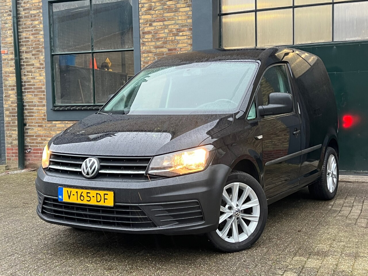 Volkswagen Caddy - 2.0 TDI L1H1 BMT Trendline | Airco - AutoWereld.nl