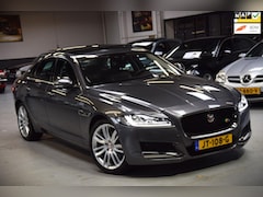 Jaguar XF Portfolio - 2.0d *Portfolio* Navi|Panoramadak|Keyless-entry|Head-up|Leder|Meridian|360 view