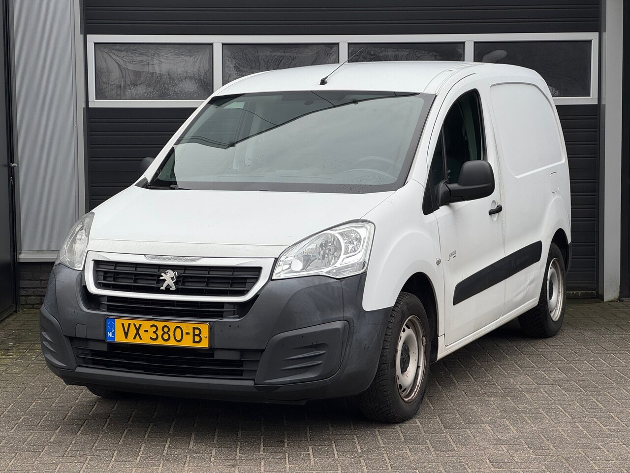 Peugeot Partner - 120 1.6 BlueHDi 75 L1 XR Airco, NAP - AutoWereld.nl