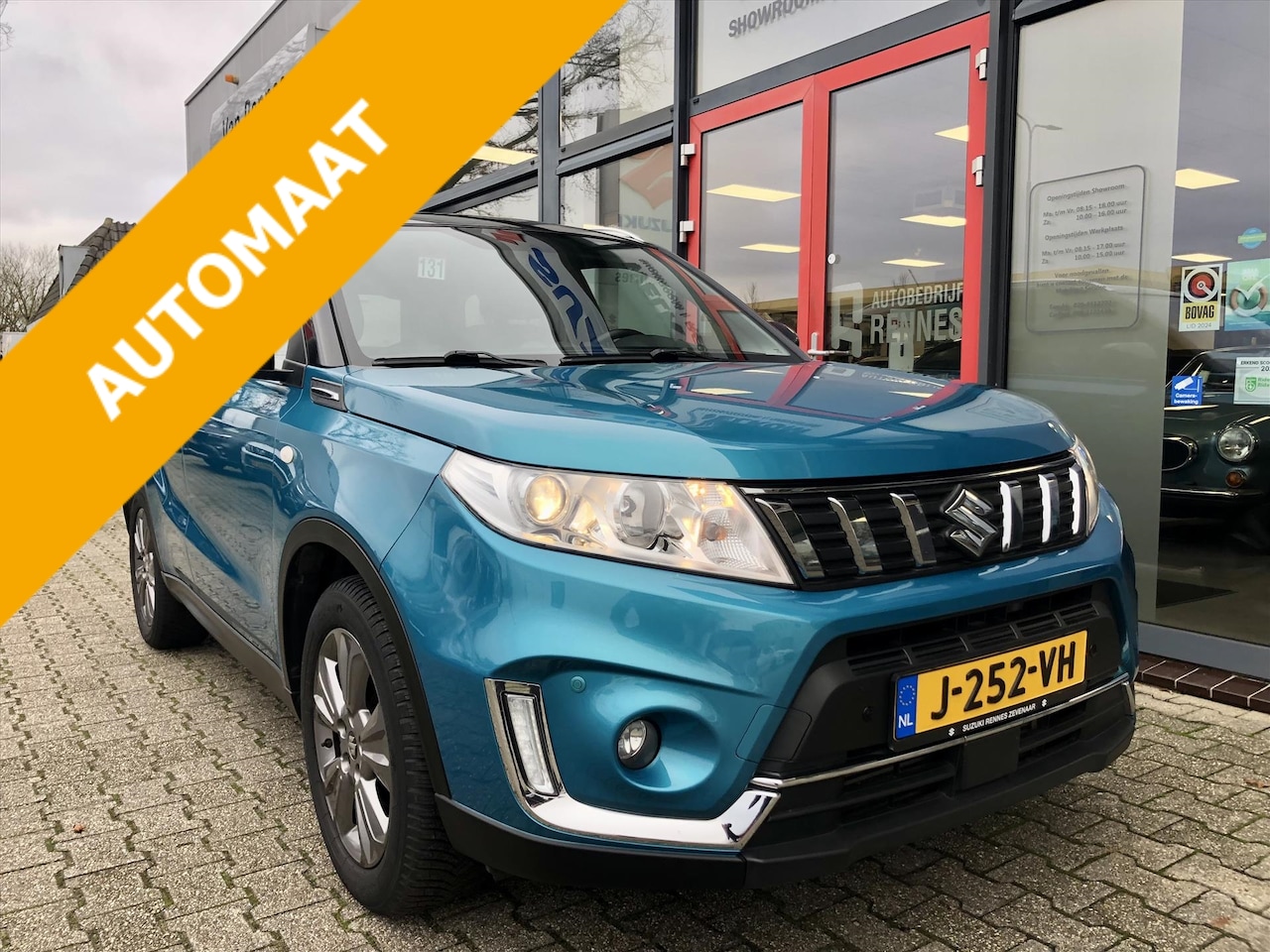 Suzuki Vitara - 1.4 140pk Automaat Select Trekhaak Allseason (RIJKLAARPRIJS) - AutoWereld.nl