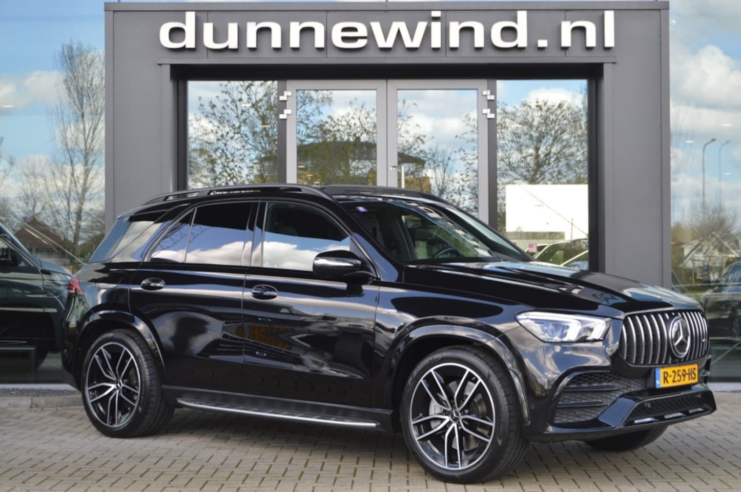 Mercedes-Benz GLE-Klasse - 53 AMG 4Matic+ Premium Plus Luchtvering Distronic Panoramada - AutoWereld.nl