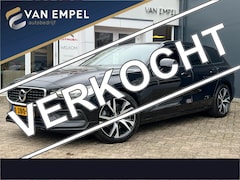 Volvo V60 - 2.0 B3 Momentum | 1e eigenaar NL |Pilot Assist | R-design achterkant | Getinte ramen achte