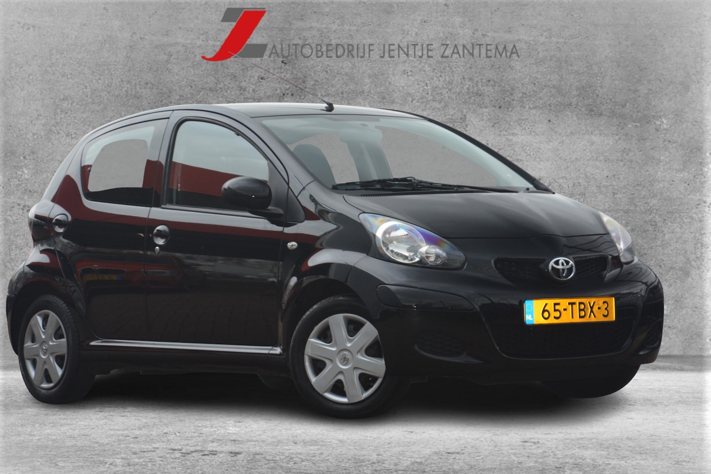 Toyota Aygo - 1.0-12V Comfort Navigator 1e eigenaar 83945 NAP dealeronderhouden laatste beurt bij 82521 - AutoWereld.nl