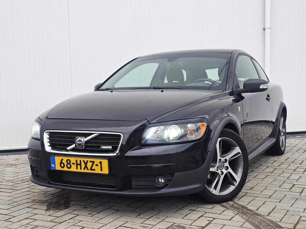 Volvo C30 - 1.6D DRIVe R-Design bj 2009 Nw.APK bij aflevering - AutoWereld.nl