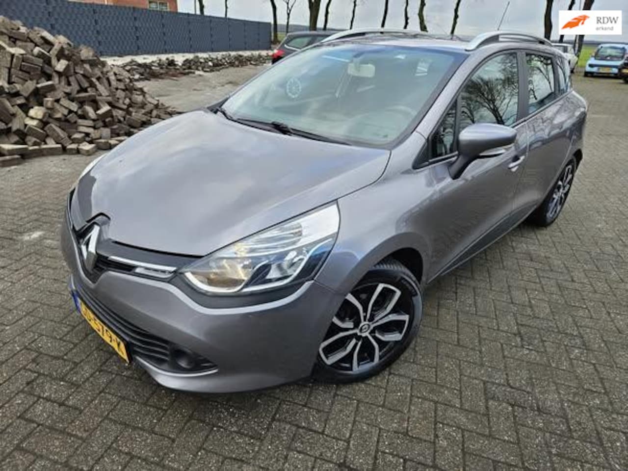 Renault Clio Estate - 0.9 TCe Dynamique. 2014. Airco/Cruise/Trekhaak. Nieuwe Distributie! - AutoWereld.nl