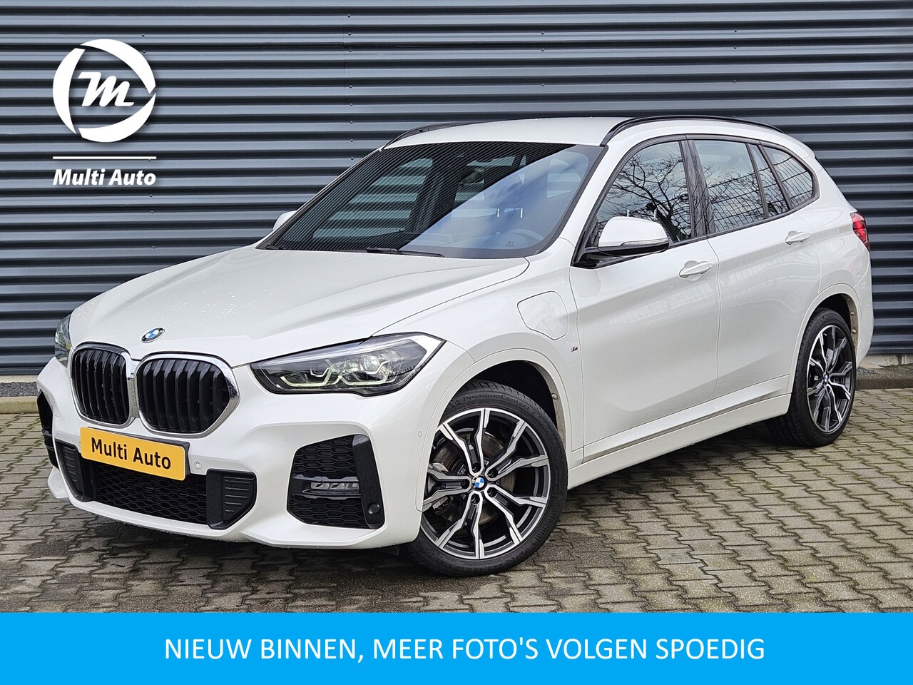 BMW X1 - xDrive25e M Sport Plug In Hybrid Dealer O.H PHEV | Camera | 19"L.M | Head Up | Sportstoele - AutoWereld.nl