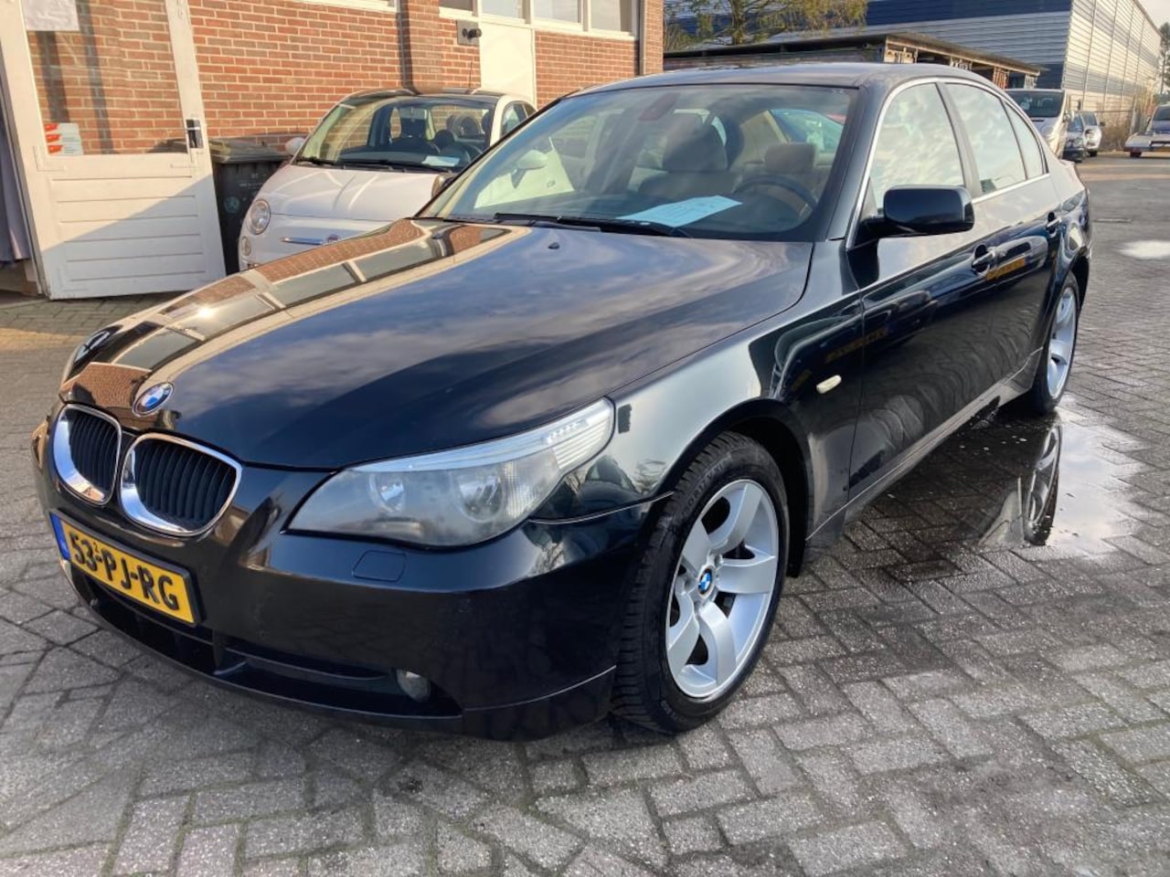 BMW 5-serie - 520i Executive Bj 2004 APK TOT 03-2025 Leer, Airco, cruise, inruil is mogelijk - AutoWereld.nl