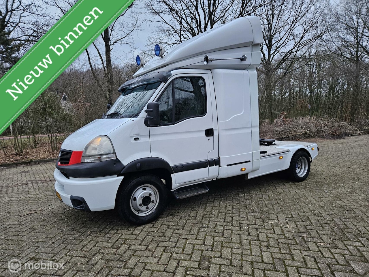 Renault Mascott - Trucks 160.35 363 DC be trekker slaapcabine - AutoWereld.nl