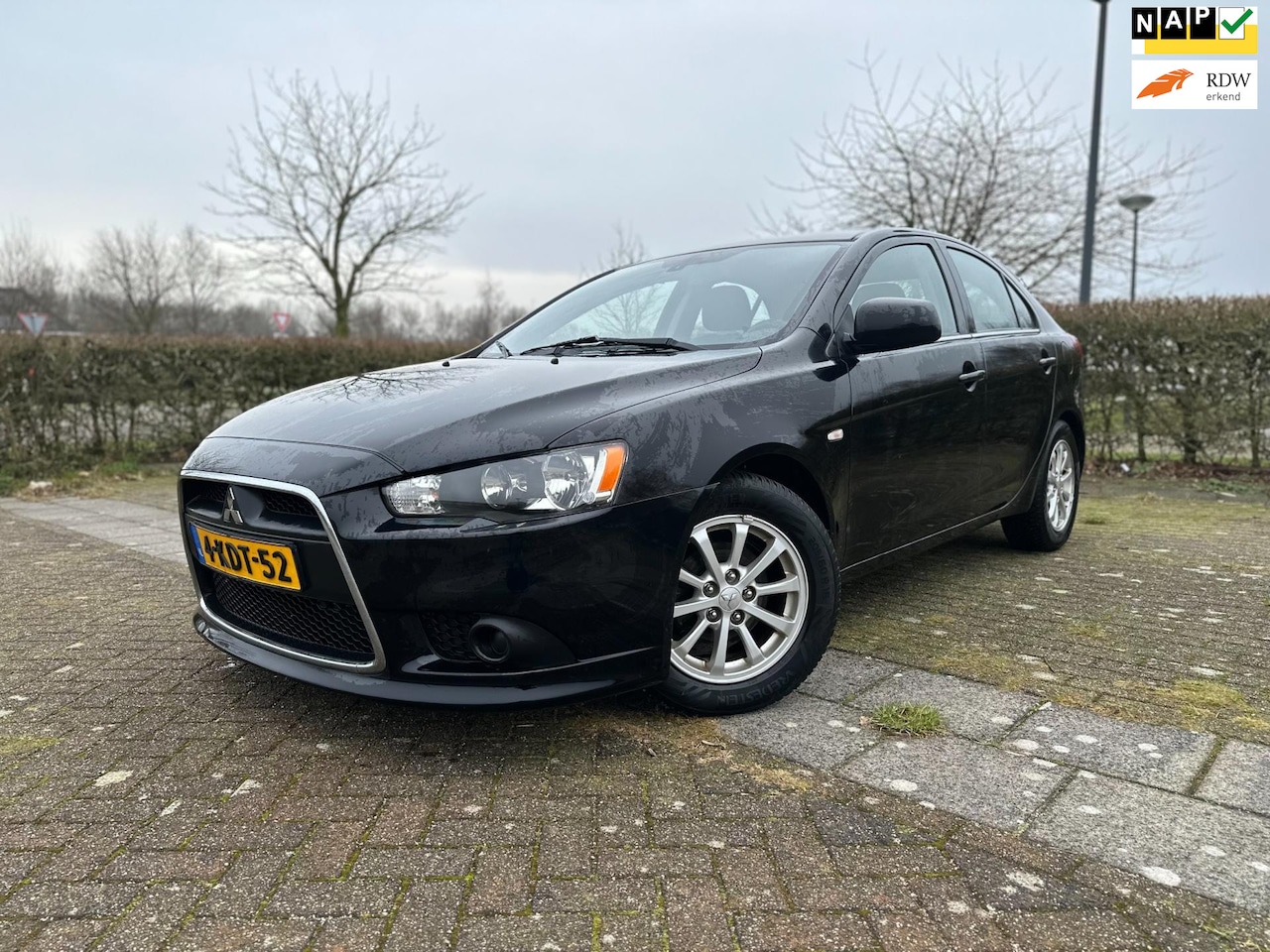 Mitsubishi Lancer Sportback - 1.6 Edition One CLIMA/AIRCO NAP ELEK. RAMEN - AutoWereld.nl