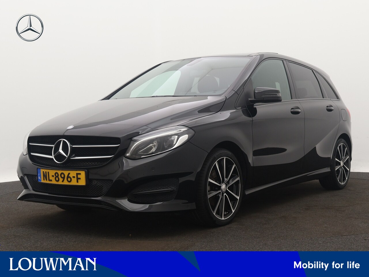 Mercedes-Benz B-klasse - 180 Ambition | Navigatie | Panoramadak | Verwarmde voorstoelen | - AutoWereld.nl