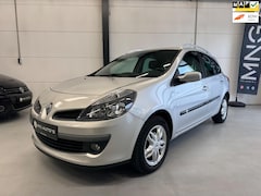 Renault Clio Estate - 1.6-16V Dynamique|AUTOMAAT|Cruis|Airco