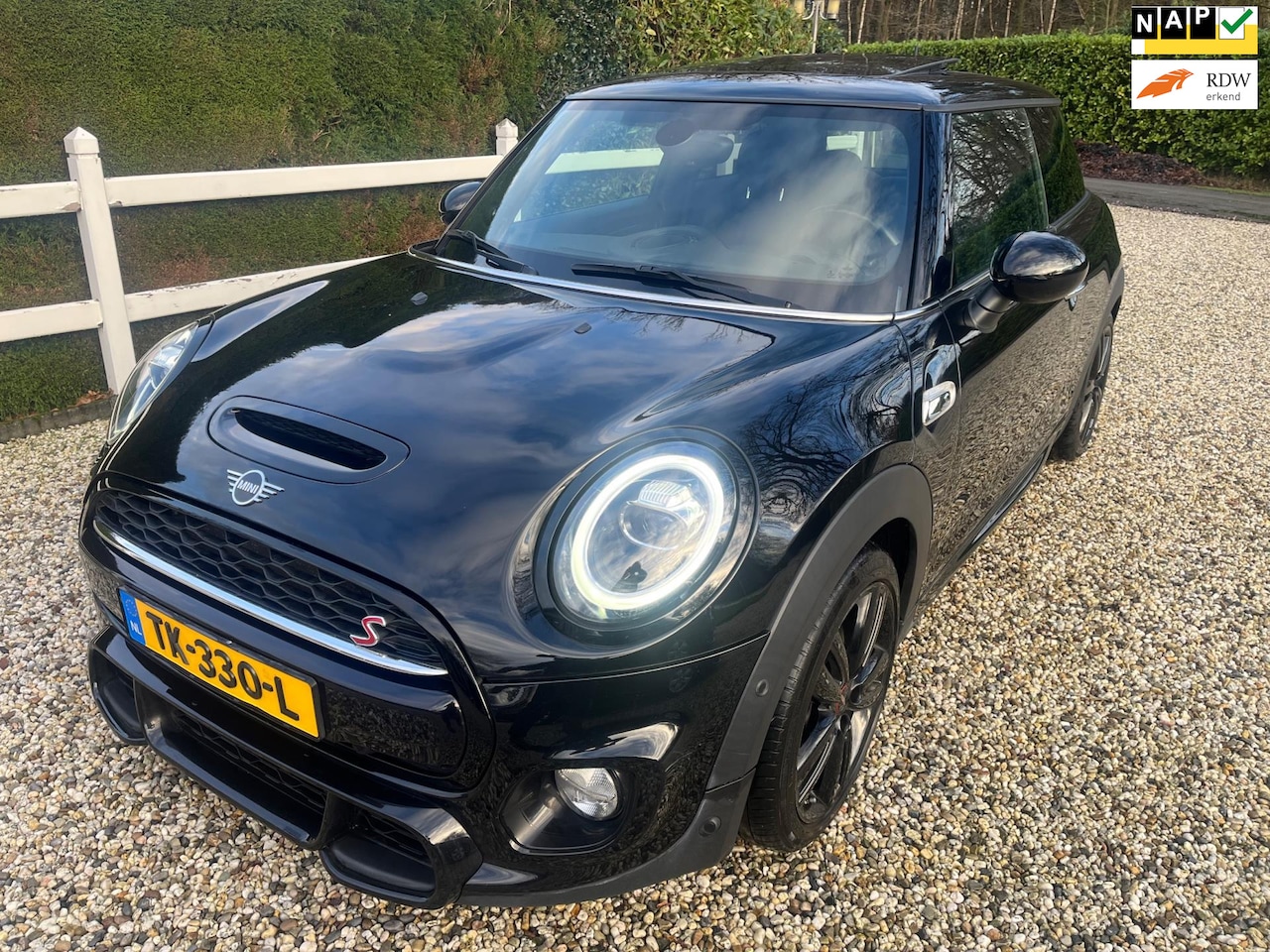 MINI Cooper S - Mini 2.0 aut. Works desing - AutoWereld.nl