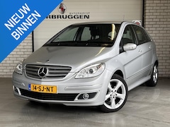 Mercedes-Benz B-klasse - 170 | Trekhaak | 17" LMV | Climate | Bluetooth | Leder/Stof