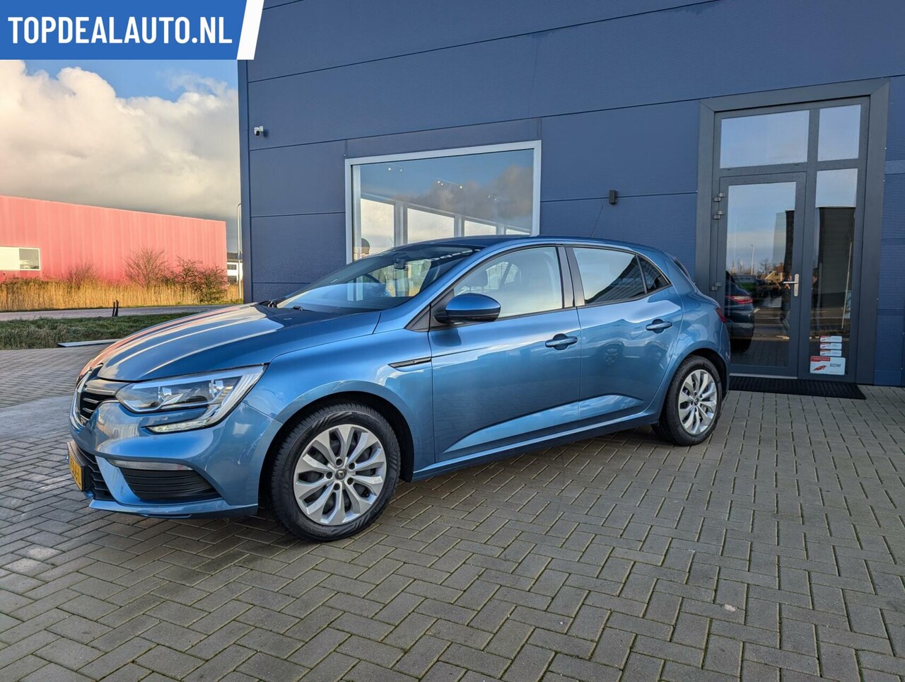 Renault Mégane - 1.2 TCe Life Led/Trekhaak/Cruise - AutoWereld.nl