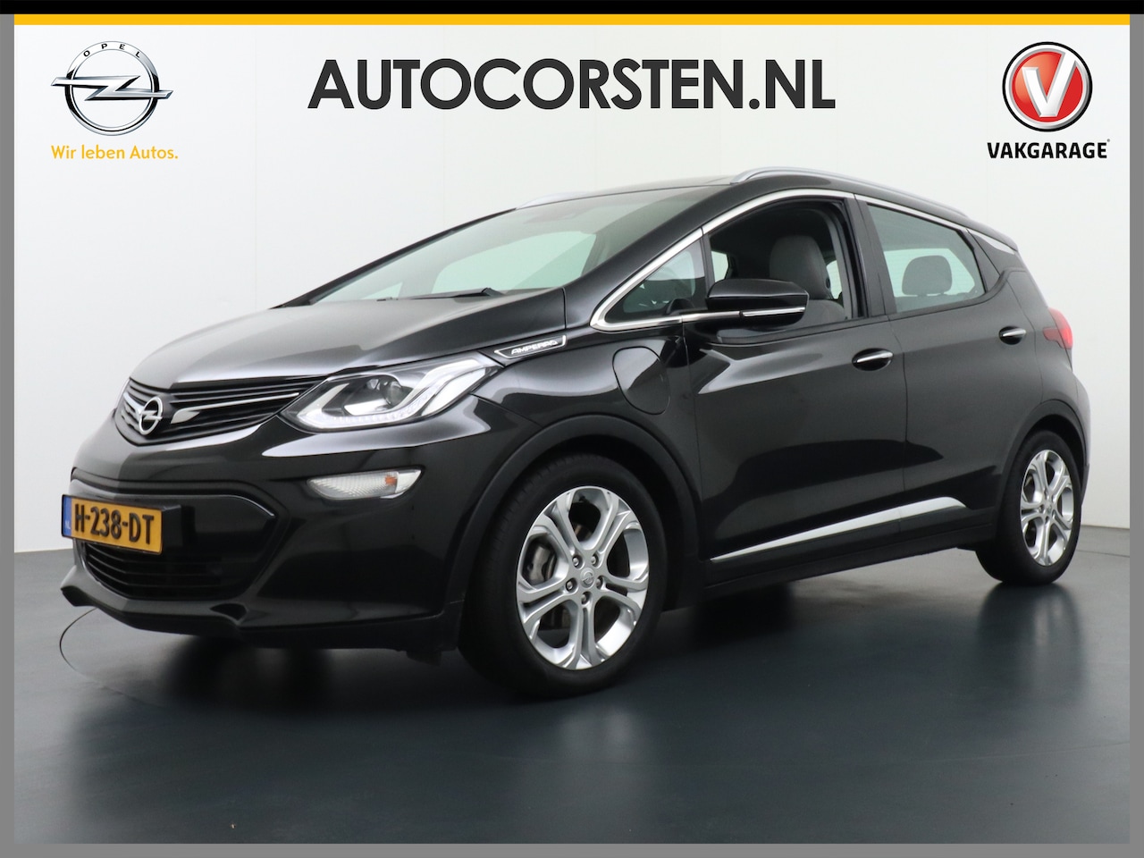 Opel Ampera-e - 65kWh 204pk AUT. Apple Carplay Android Auto Navi Xenon Dab WiFi Pdc Dodehoek Ecc Apps Bord - AutoWereld.nl