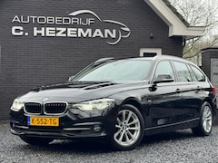 BMW 3-serie Touring - 320i Edition Luxury High Executive LED Xenon Harman Kardon Sport interieur