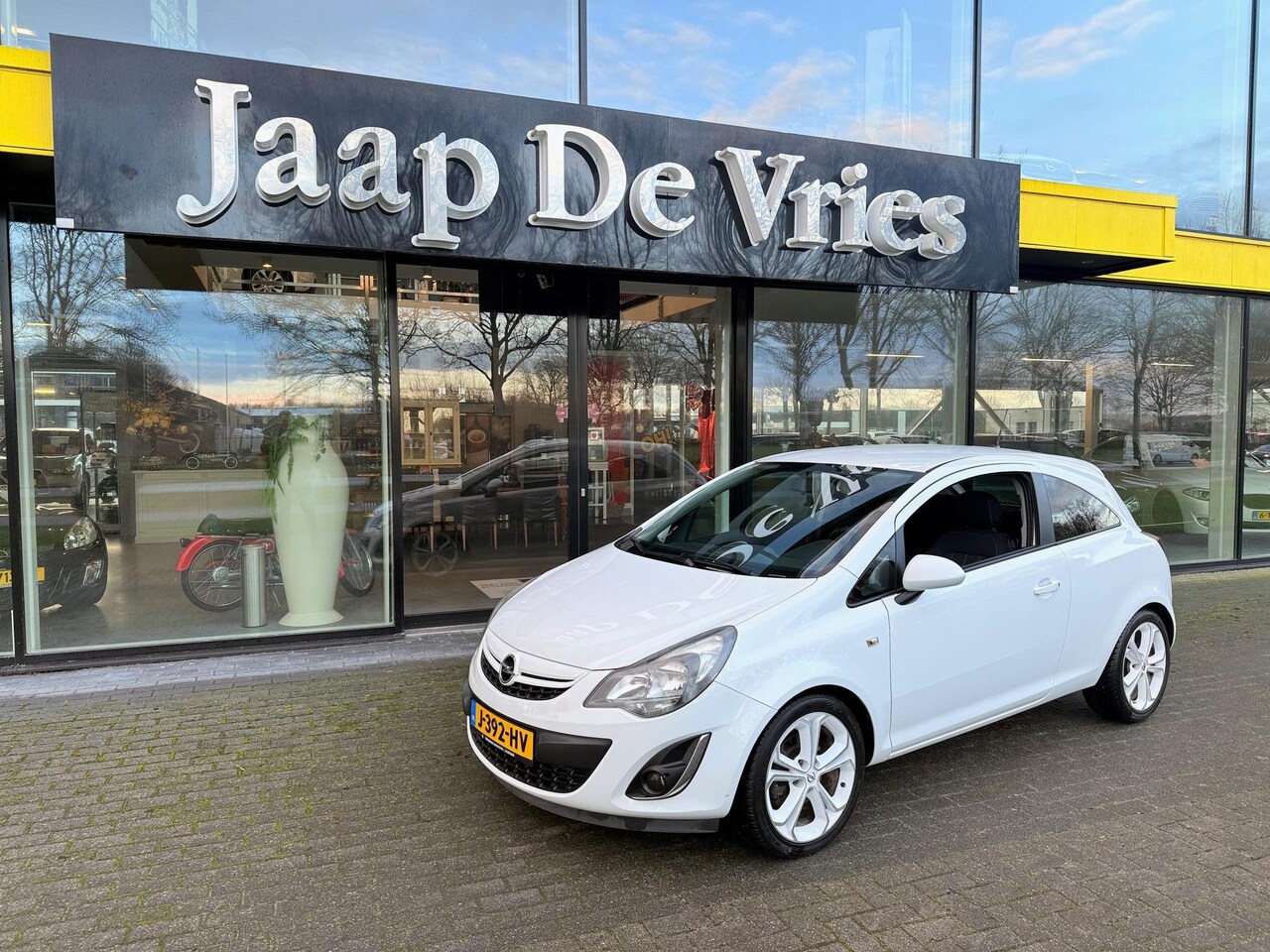 Opel Corsa - 1.4 Turbo Color Ed. 1.4 Turbo Color Ed. - AutoWereld.nl