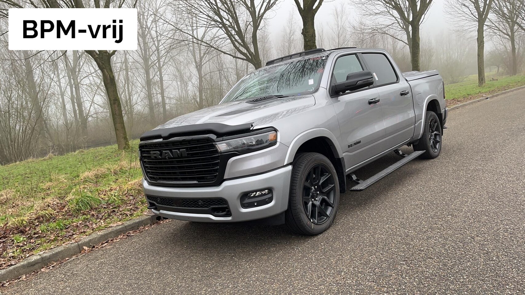 Dodge Ram 1500 - 3.0L 6-Cilinder Laramie Night Premium | BPM VRIJ! | ALL-IN KLEP, SPATLAPPEN EN HOOD DEFLEC - AutoWereld.nl