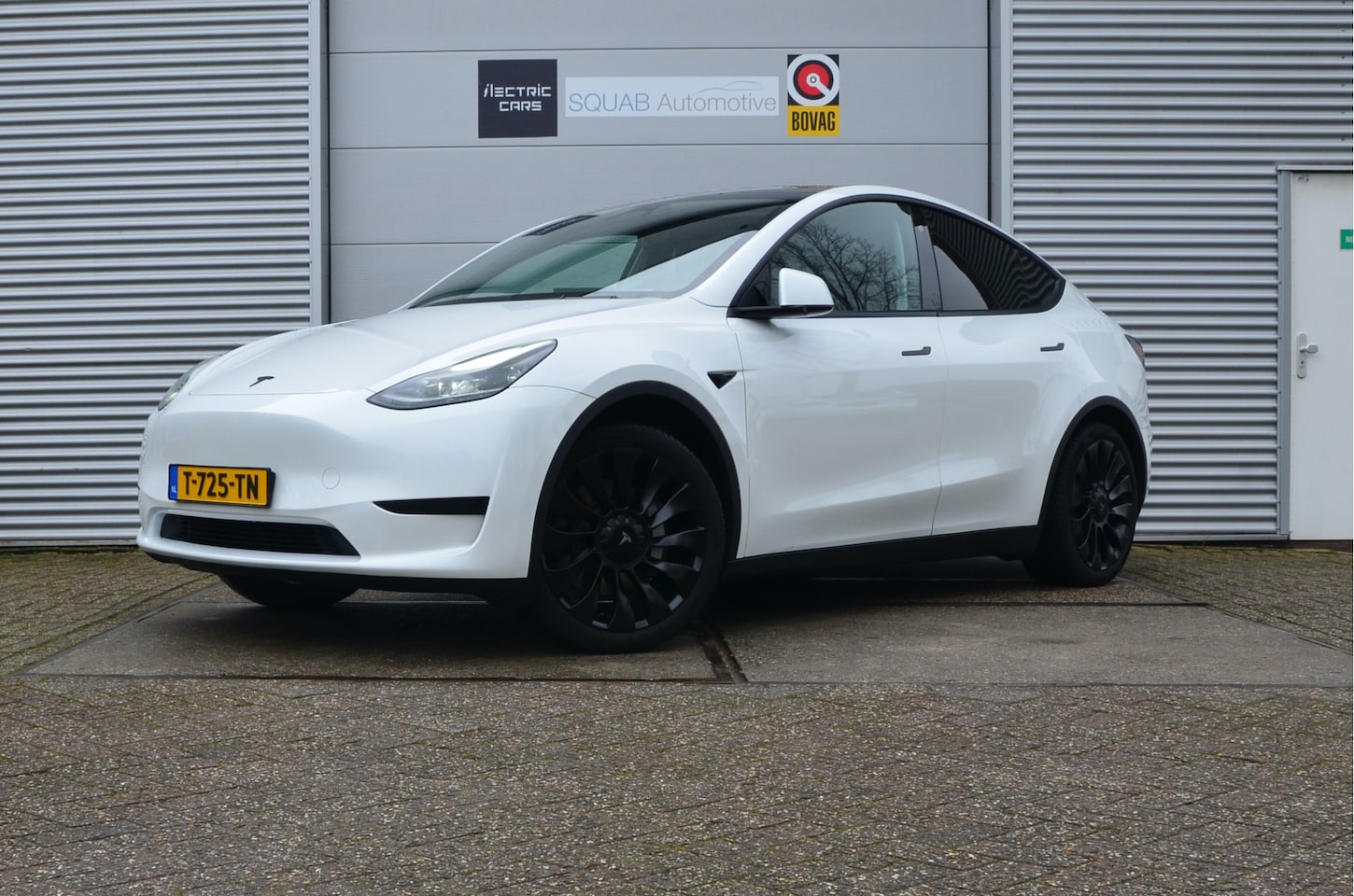 Tesla Model Y - RWD 58 kWh 20" All-Season, AutoPilot - AutoWereld.nl