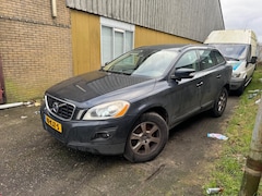 Volvo XC60 - 2.4D 4WD AUTOMAAT DIESELPOMP DEFECT