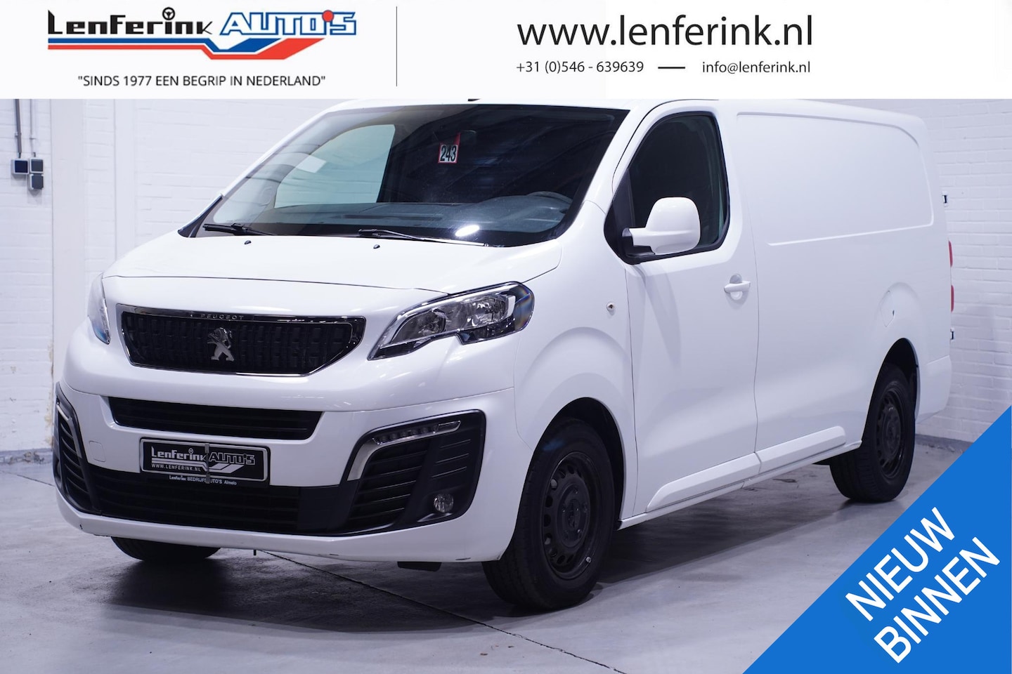 Peugeot Expert - 2.0 BlueHDI 120 pk Premium Navi, Trekhaak Airco, Cruise Control, Multistuur, 3-Zits - AutoWereld.nl