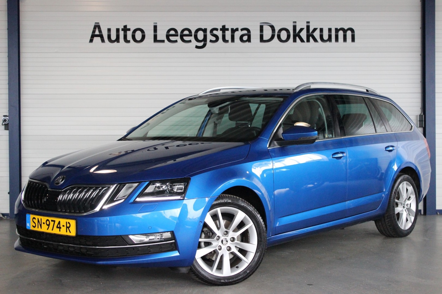 Skoda Octavia Combi - 1.5 TSI Style Business Trekhaak | Adapt. Cruise | Camera | LED | Keyless | Carplay | Stoel - AutoWereld.nl