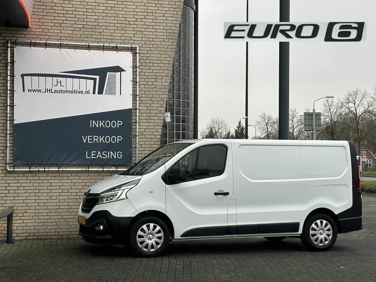 Renault Trafic - 2.0 dCi 145 T29 L1H1 Comfort*AUTOMAAT*HAAK*CRUISE* - AutoWereld.nl