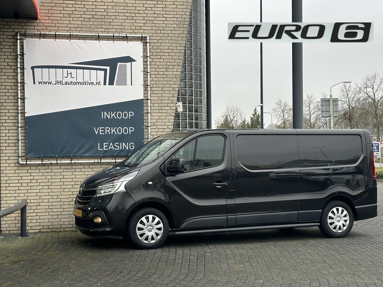 Renault Trafic - 2.0 dCi 120 T29 L2H1 Work Edition*A/C*CRUISE*NAVI* - AutoWereld.nl