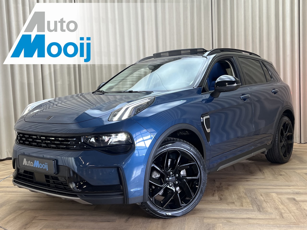 Lynk & Co 01 - 1.5 *BLACK PACK* 360 Camera / Panoramadak / Infinity Sound / Adaptive Cruise / Memory Seat - AutoWereld.nl