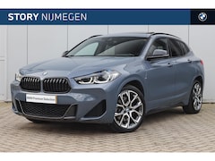 BMW X2 - xDrive25e High Executive M Sport Automaat / Achteruitrijcamera / Sportstoelen / Adaptieve