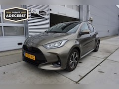 Toyota Yaris - 1.5 Hybrid 115 First Edition Navi|16 Inch lichtmetaal|Keyless|Trekhaak afneembaar|