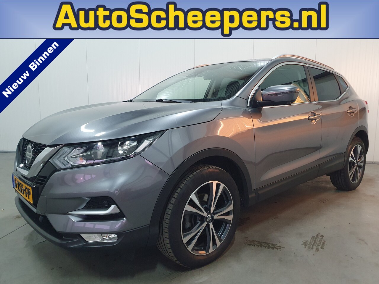 Nissan Qashqai - 1.3 DIG-T N-Connecta PANO/CAMERA/TR.HAAK/NAVI/LMV - AutoWereld.nl