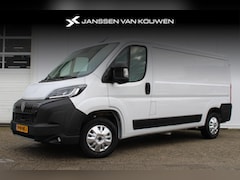 Peugeot Boxer - 2.2 BlueHDi 120 pk L2H1 3.0t Trekhaak / Laadruimte betimmering / Parkeercamera