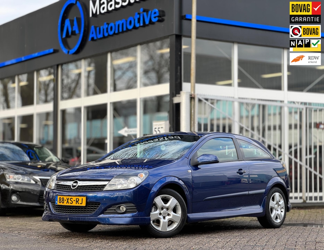 Opel Astra GTC - 1.8 GTC Navi Airco Leder Distr.vv Vol onderhouden Cruise Stoel VW Elek.ramen Velgenset Top - AutoWereld.nl