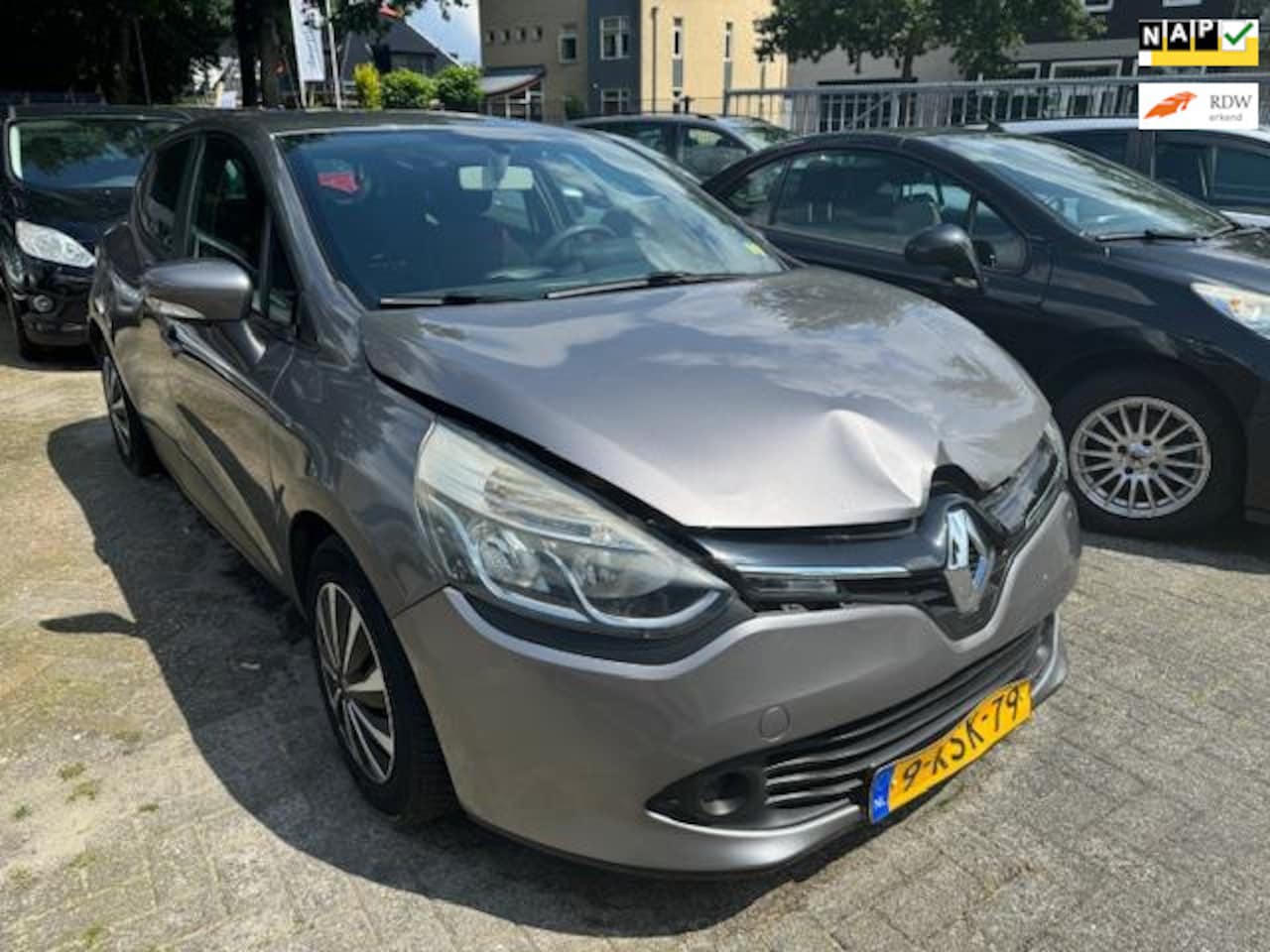 Renault Clio - 0.9 TCe Expression 0.9 TCe Expression - AutoWereld.nl