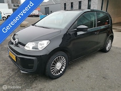 Volkswagen Up! - 1.0 BMT move up Airco / DAB / NL Auto NAP