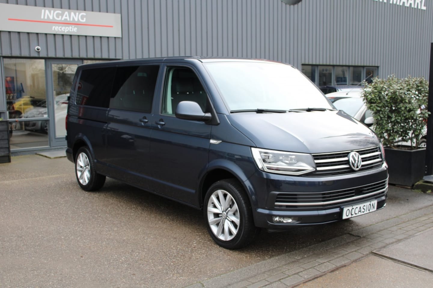 Volkswagen Transporter - 2.0 TDI L2H1 DC 2.0 TDI L2H1 DC Hi. - AutoWereld.nl