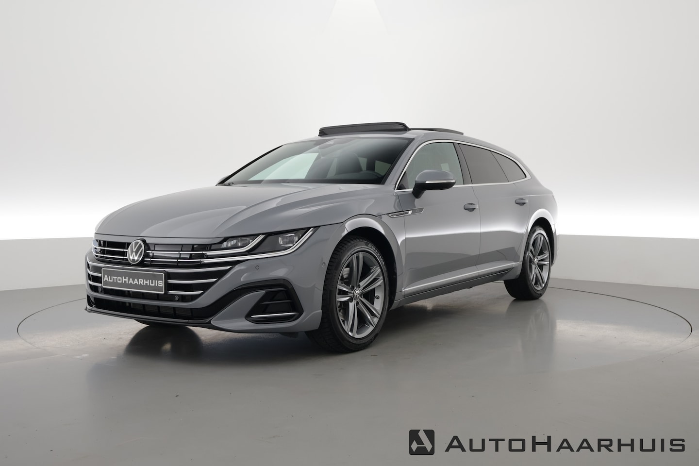 Volkswagen Arteon Shooting Brake - 1.4 TSI eHybrid R-Line Business | Pano | Travel Assist | Massage | Elek. Trekhaak | Leder - AutoWereld.nl