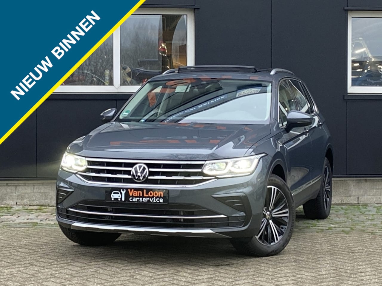 Volkswagen Tiguan - 1.4TSI 245PK eHybrid/Pano/El trekh/Camera/Adap cruise/Matrix LED - AutoWereld.nl