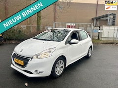 Peugeot 208 - 1.4 VTi Envy NETTE AUTO RIJDT EN SCHAKELT GOED